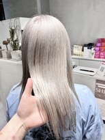 ファイブバイジエクト 堀江(FIVE by The Ect) ホワイトカラー