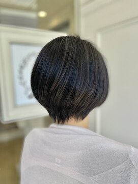 エイミーバイアフロートザガーデン 浦和店(amie by afloat the garden) 襟足スッキリ丸みショート【浦和】