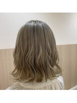 アッシュ 北千住店(Ash)&nbsp;ホワイトミルクティーカラー