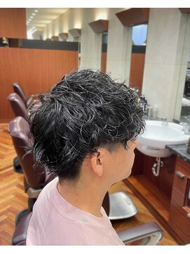 リチウム(Lithium) ツーブロック*スパイラルパーマ