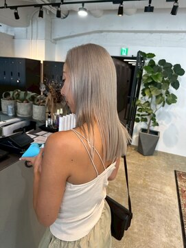 メリー オオサカ(Merly Osaka) white beige