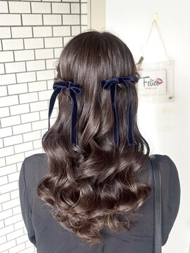 フェリーチェ(Felice) ハーフツイン ヘアセット 参列ヘア お呼ばれヘア 推し活ヘア