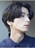 渋谷フェザーパーマ毛流れヘアセンターパート大人色気ヘア30代