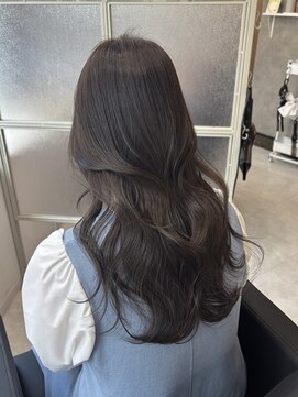 マーシュ ルーヴェ(marshu Luve) ［marshu］韓国ヘア/グレーカラー＆ワンホンくびれヘア