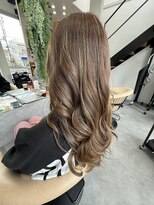 バーチミシマ(BIRCH mishima)&nbsp;たっぷりハイライトロングベージュ☆圧倒的技術のロングヘア