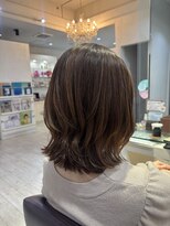 フェイバリットビューティシャルム(Favorite Beauty Charme)&nbsp;大人女性人気No.1艶髪くびれミディアム スタイル