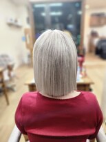 ミラシィ 成田(Mirashy) ハイトーンカラー、ホワイトベージュ!