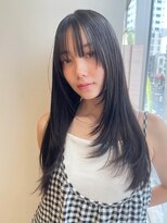 トリッカ シブヤ(TRICCA SHIBUYA)&nbsp;ミディアムロング/透け前髪/暗髪カラー/質感トリートメント