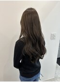 オリーブグレージュ