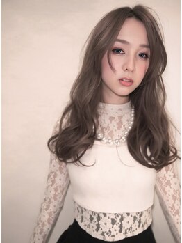 TAKUMI CLOVERの写真/信頼できるマンツーマン施術で理想の髪へ。仕上げまでベテランスタイリストが担当！