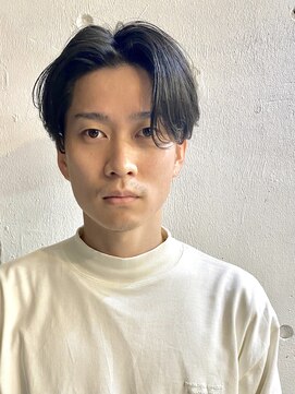 リッカ(RICCA) 【RICCA 山岸】韓国風ナチュラルセンターパート