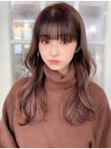 小顔に見せる韓国ヘア ぱっつん前髪 ショコラベージュ暖色カラー