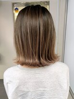 アイティー バイ アルバム 中野店(IT by ALBUM)&nbsp;エアタッチボブ_外ハネボブセクションカラー_ba397071