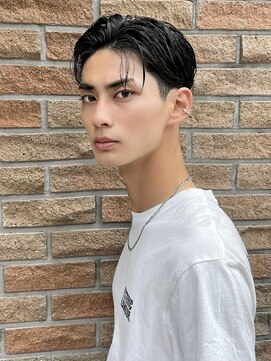 アーリー(Ali'i) カルマパーマビジネスヘアセンターパートツーブロックマッシュ