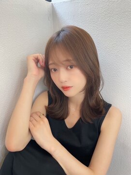 プラチナ(PLATINA) まなstyleレイヤーカットのお色気ヘア 20代30代40代　お顔まわり