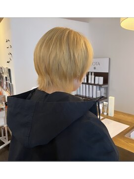 パームス(Palms) blond color