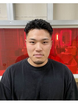 メリケンバーバーショップ トーキョー(MERICAN BARBERSHOP TYO) BURG 【メンズショートパーマ/スキンフェード】