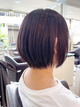 フェイバリットビューティシャルム(Favorite Beauty Charme) ショートボブ/髪質改善/ショートカット/耳かけショート/上大岡