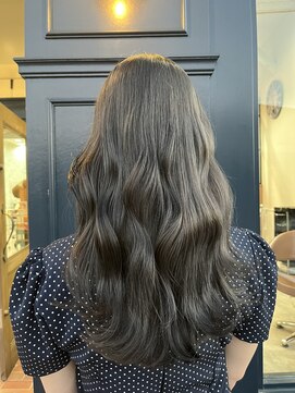 ハグヴィアン(HUG BIEN) オリーブカラー