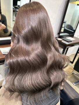 メリー オオサカ(Merly Osaka) 明るめ透明感ブラウンカラー