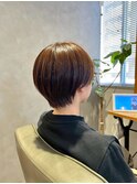 透明感髪質改善カラー小顔艶感前下がりショートレイヤー