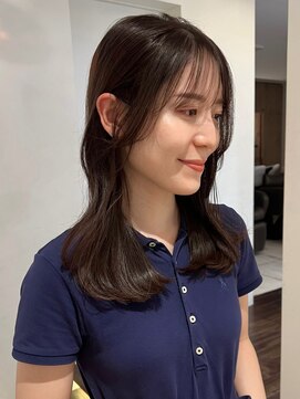 ローネス(LONESS) ブラウンベージュ/レイヤーカット/顔まわりレイヤー/美髪