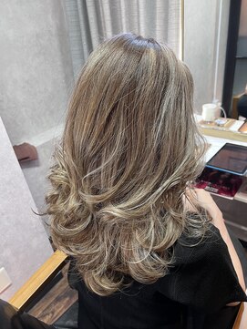 ロックス ヘアー ギャラリー(Rocks hair gallery) 【白髪ぼかし】自然に馴染む上品カラー