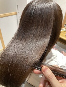 ユーリカ リチェルコ 四天王寺前夕陽ケ丘店 縮毛矯正/酸性ストレート