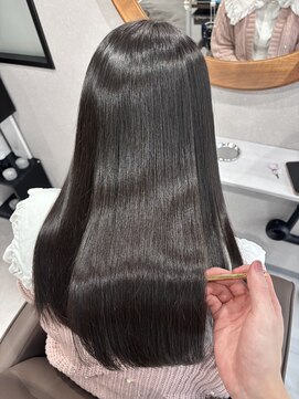 リジー 京橋(LYZY) 美髪縮毛矯正