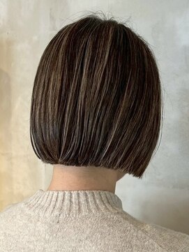 キリ 逗子(kiri) 逗子葉山ワンレンボブぱっつんボブ切りっぱなしボブミニボブm42