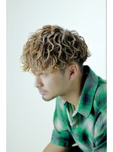波巻きスパイラルパーマ　担当　清水琉葵