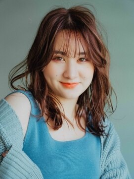 ヘアアンドリラクゼーション シャッセ(Hair&Relaxation SASE) ふんわりウェーブスタイル