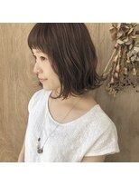 ツイギー 伊賀上ビル店(TWiGGY)&nbsp;オン眉で大人かわいいフェミニンボブ。　滝野