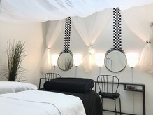 マツエク・ドライスパなど、癒され空間での施術です。