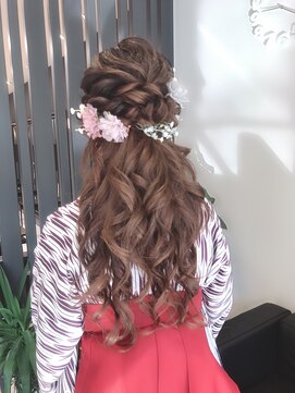アイディー ヘアメイク(iDhair&make) ハーフアップ