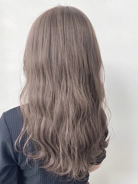 ジーナ 池袋(Zina) 【Zina】イメチェン毛先パーマ耳かけ×フォギーベージュ