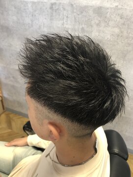 ザ ハレ 学南町店(THE HALE'S) フェードスタイル