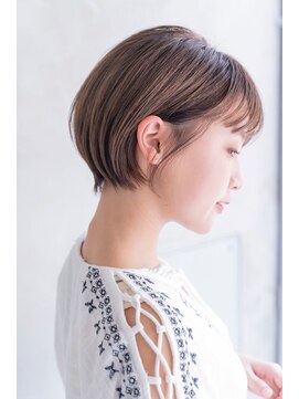 シエスタ(Siesta) siesta 京都河原町☆コンパクトボブ×ミルクティーベージュ