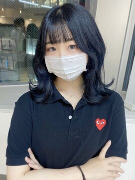 ミョンシル 顔周りレイヤー/ミディアムヘア/ブリーチなしブルーグレー