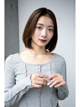 レノラ 本町(LENORA) 20代30代大人かわいいナチュラル暗髪エアーストレートヘア