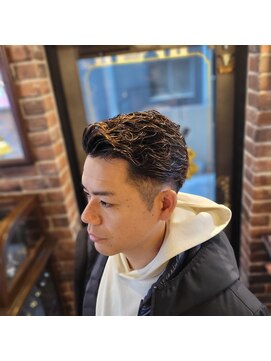 バレス 田町(BALES) <理容室>[メンズ/床屋/シェービング/ヘッドスパ/田町/芝浦]