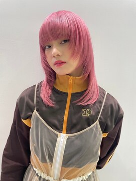 ノラ シンディ(NORA CYNDY) ピンクカラー レイヤーカット