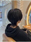 丸みショートメンズライク刈り上げウルフ