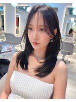 マインバイアフロートギンザ(MYNE by AFLOAT GINZA)&nbsp;◎ハッシュカット／ライナーカット／センターパート前髪／ウルフ