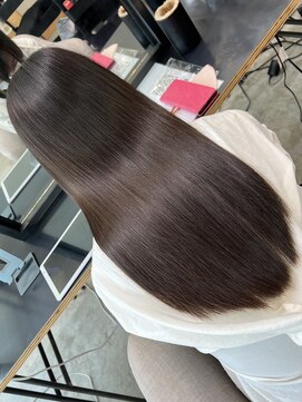 ラヴィエ(RAVIE) 【半田・髪質改善】縮毛矯正/トリートメント/マンツーマン