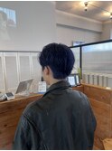 ネイビーブルー