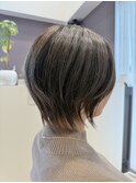 うなじ美人×くびれショート