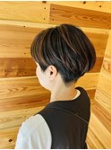 刈り上げショートスタイル