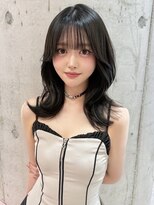 セシル(SECYL) 【Mika】くびれミディ　ハッシュレイヤー　レイヤーカット