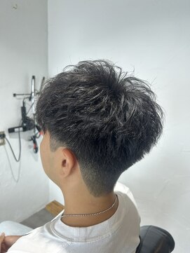 ヨルプラスディ(yoru+D) ナチュラルショート×ニュアンスパーマ